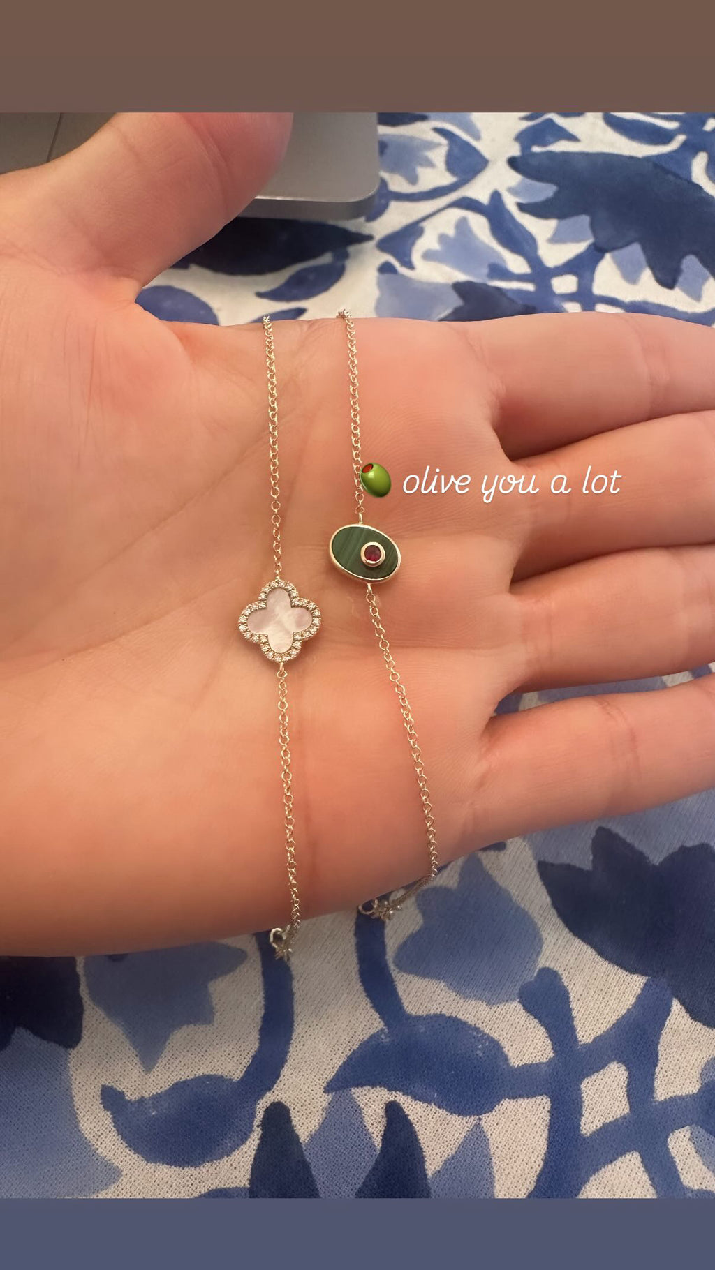 OLIVE BRACELET