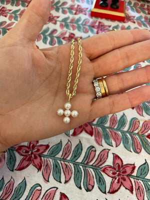 MINI FRESHWATER PEARL CROSS NECKLACE